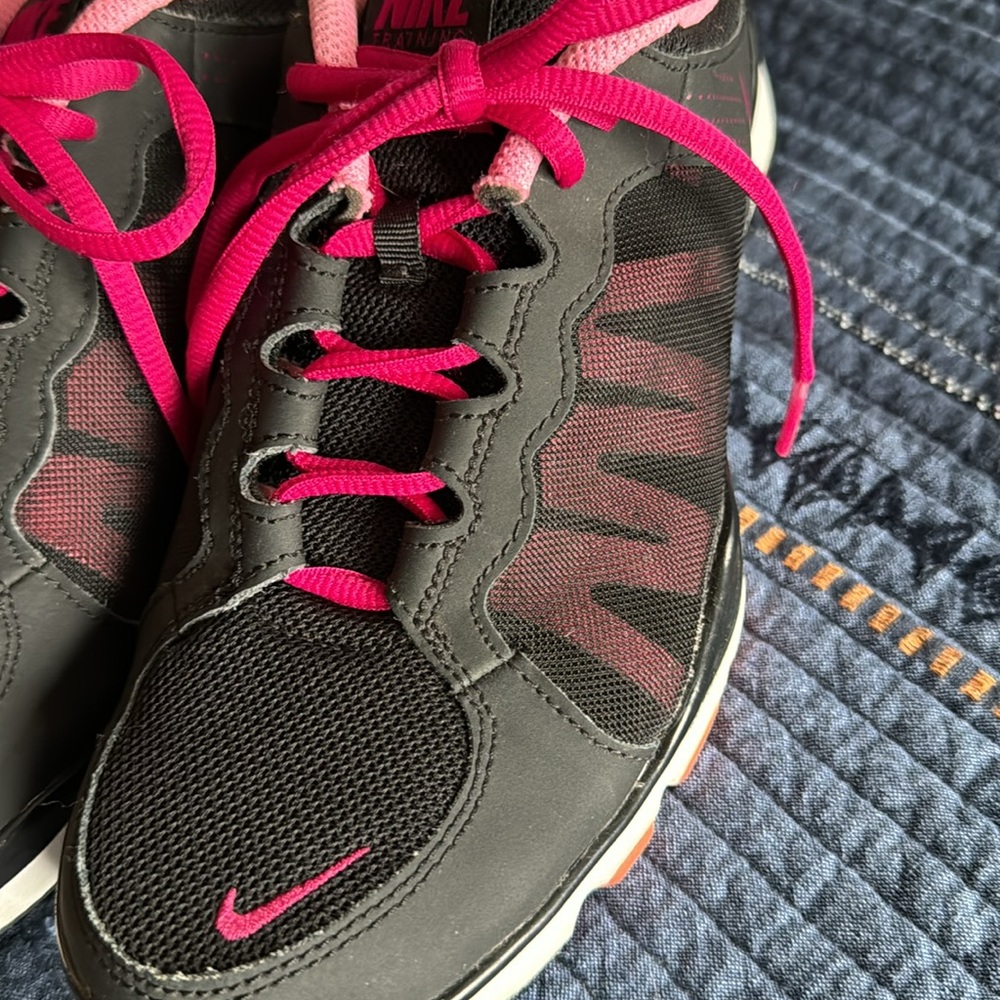 Nike Flex Trainers. Size 8.5 Good Preloved Condition - Picture 2 of 10